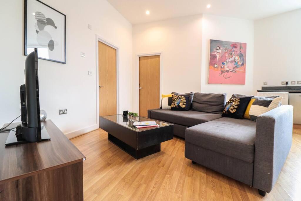 Camber Hill - Long Stay Offer Лондон Экстерьер фото