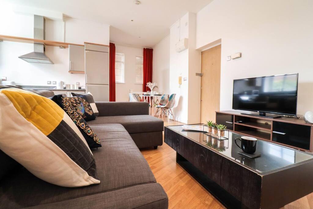 Camber Hill - Long Stay Offer Лондон Экстерьер фото
