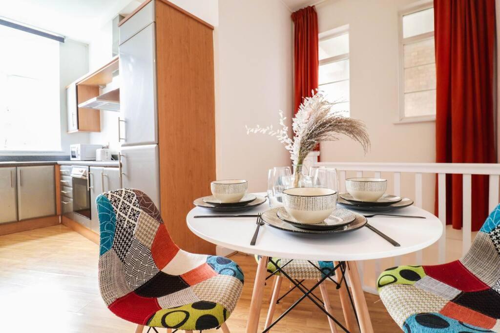 Camber Hill - Long Stay Offer Лондон Экстерьер фото